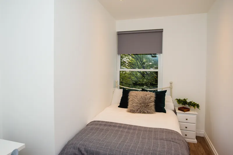 Flat A, 25 Lister Gate - Luxury 5 Bed City Centre Apartment - Thumbnail 5